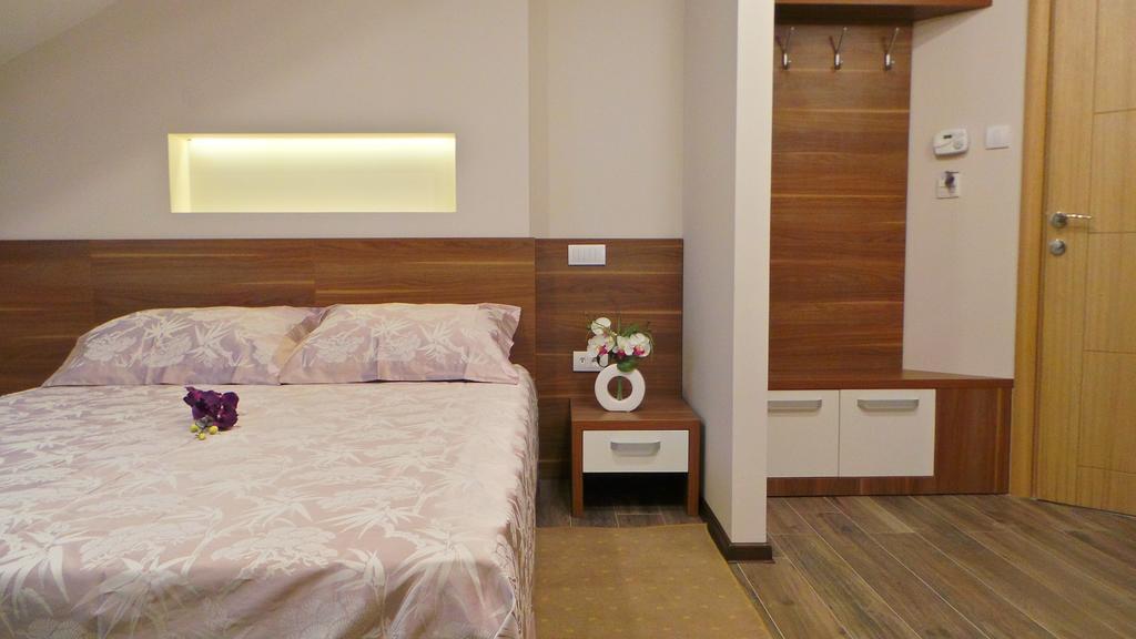 Kesten Futog Quarto foto